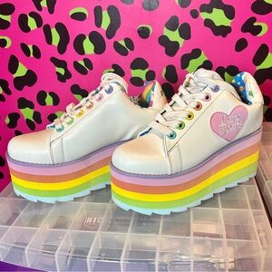 YRU Care Rainbow Platform Qozmos